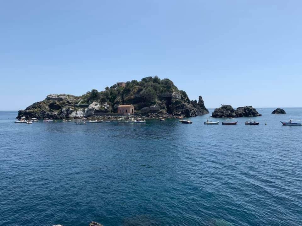 B&B Cesare'S Guests Aci Trezza Exterior photo